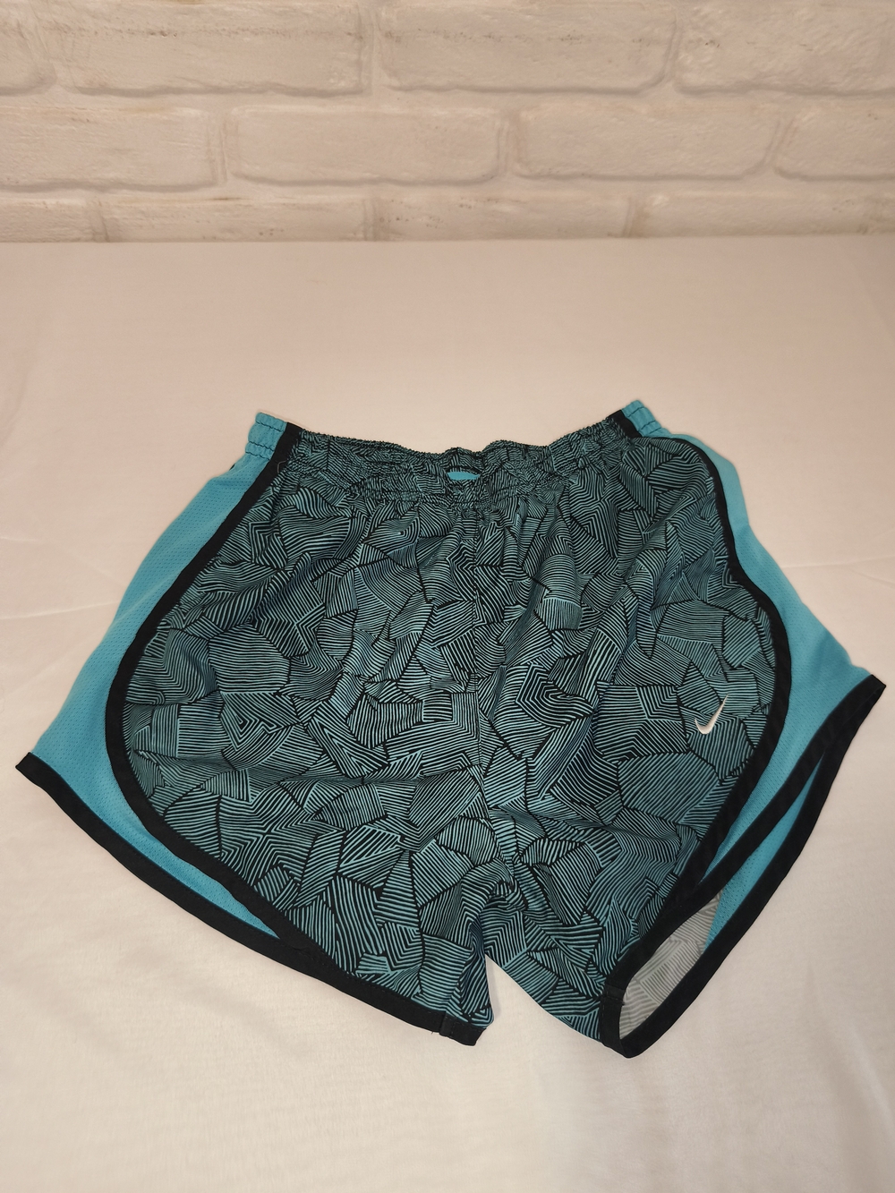 Nike Teal Patterned Running Shorts C1(14)